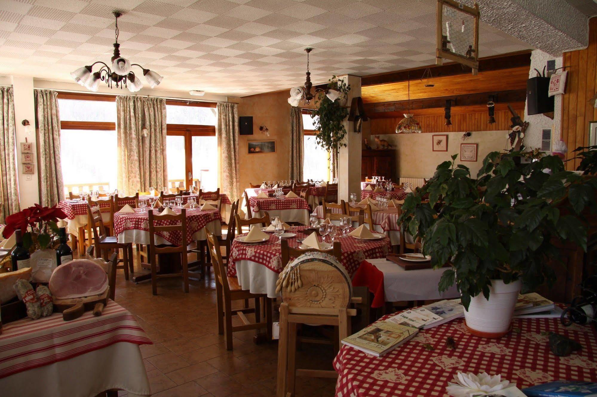 Hotel Le Chamois Logis Molines-en-Queyras Dış mekan fotoğraf