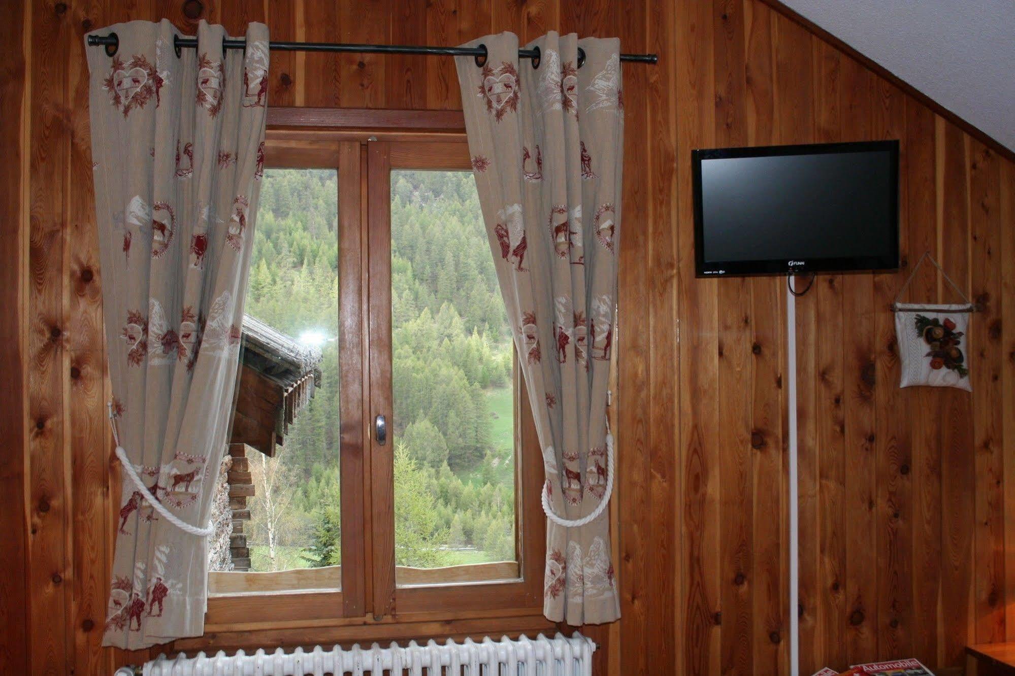 Hotel Le Chamois Logis Molines-en-Queyras Dış mekan fotoğraf