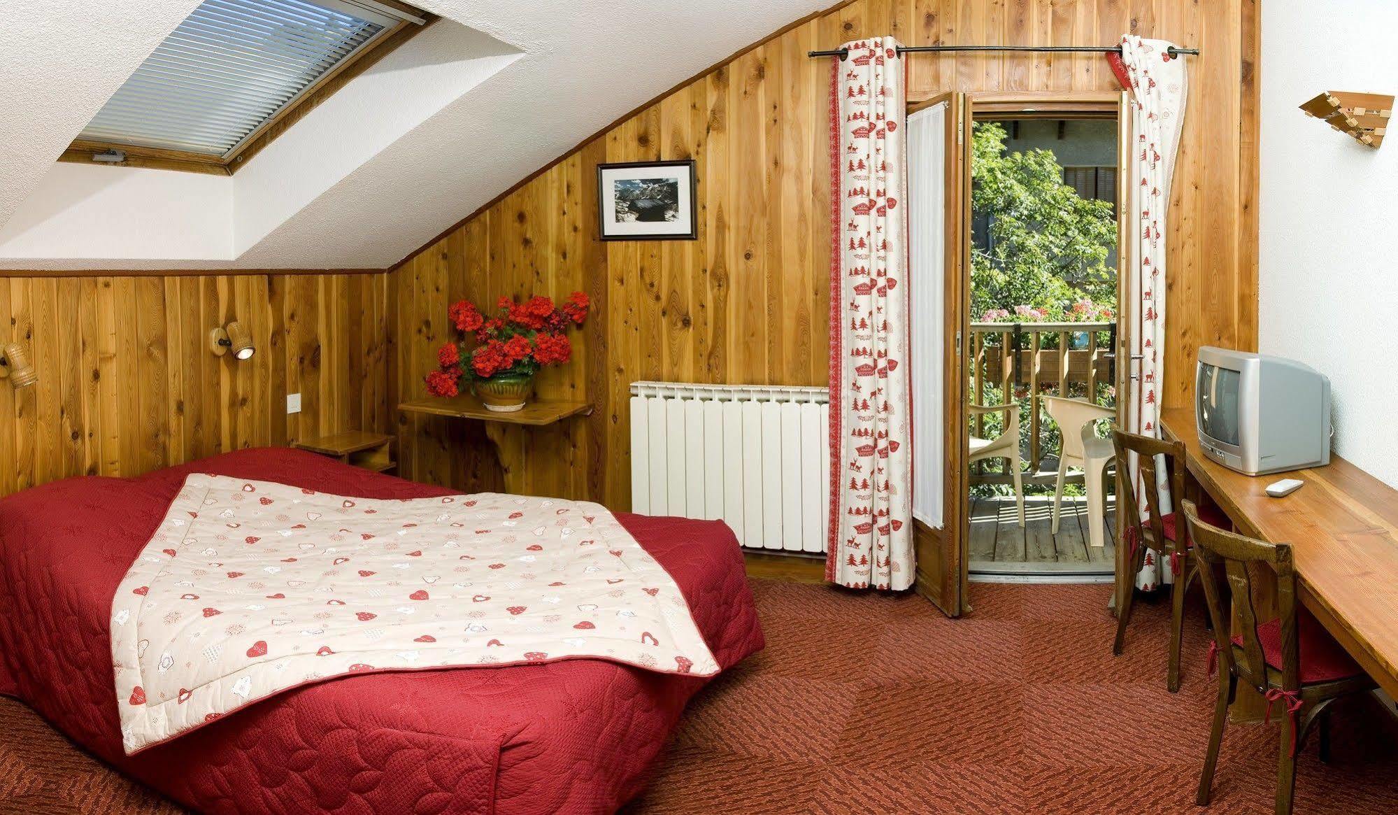 Hotel Le Chamois Logis Molines-en-Queyras Dış mekan fotoğraf