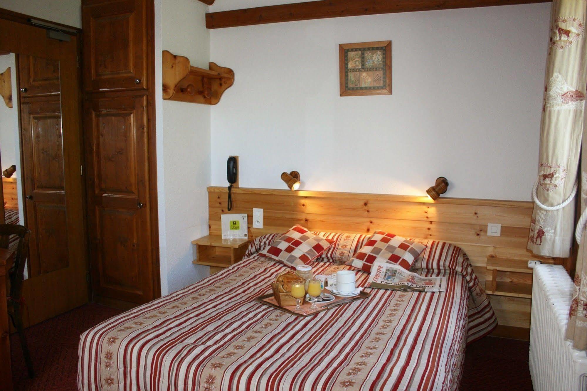 Hotel Le Chamois Logis Molines-en-Queyras Dış mekan fotoğraf